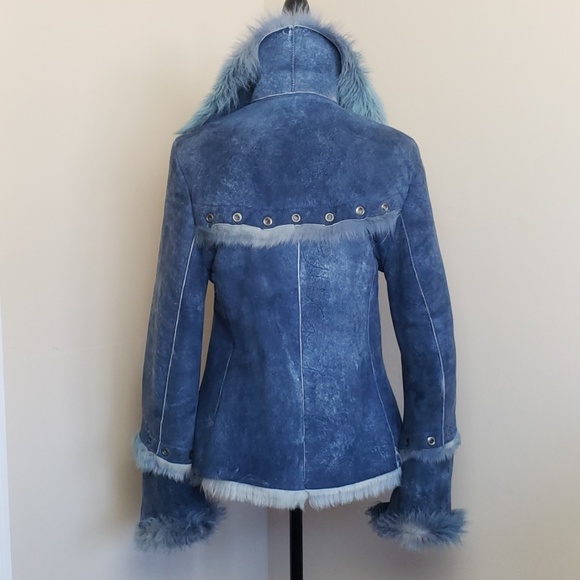 Blue Shearling - Picture 4 of 8